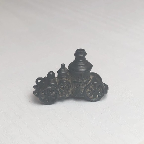 Vintage Cracker Jack Steam Locomotive Mini Miniature Train Metal Figure Figurine - Picture 3 of 9